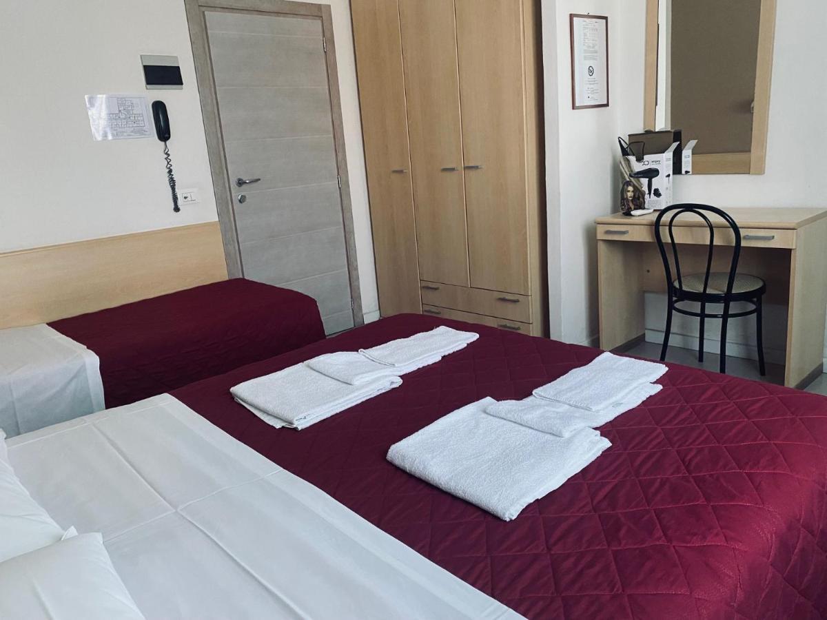 Hotel New Primula Rimini Exterior photo